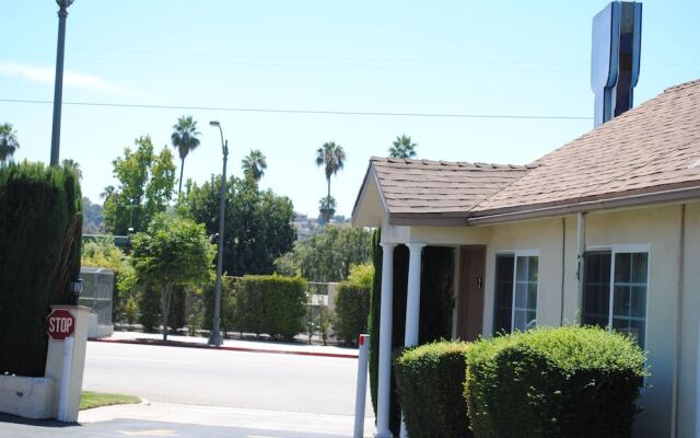 Rose Bowl Motel