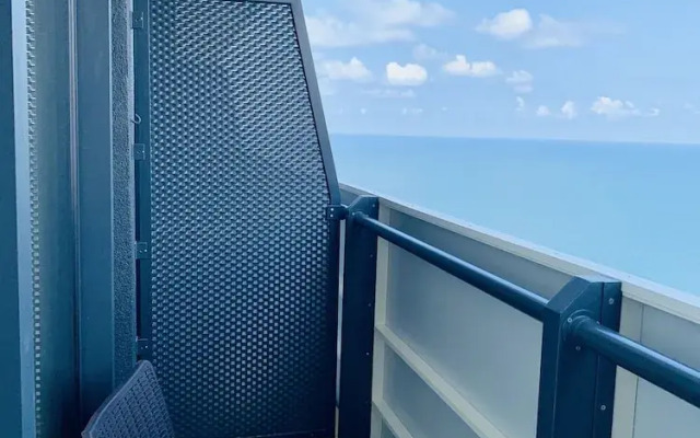 Royal Sea Breeze Apartment