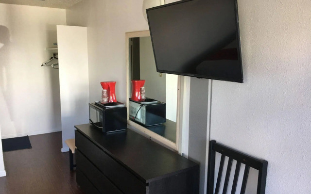 The Guest Harbor Inn - Port of Los Angeles San Pedro