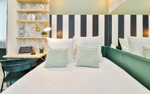 WS Louvre - Casanova