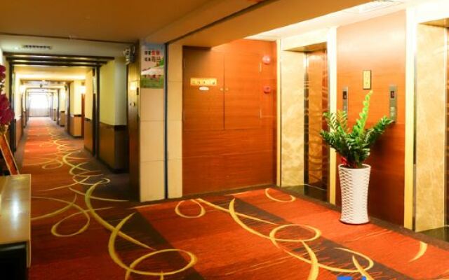 Foshan Xinruncheng Hotel