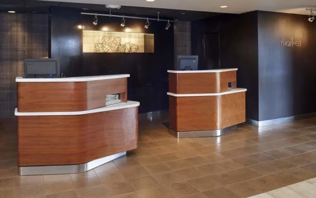 Courtyard by Marriott Milwaukee Brookfield