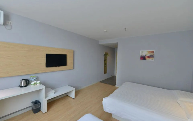 Motel 168 (Beijing Lishuiqiao Metro Station)