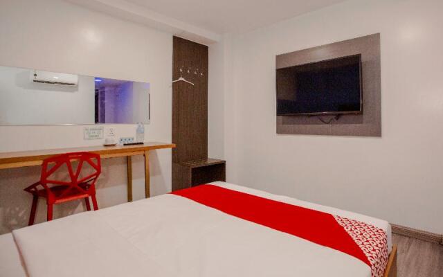 OYO 666 Mc Hotel Fairview