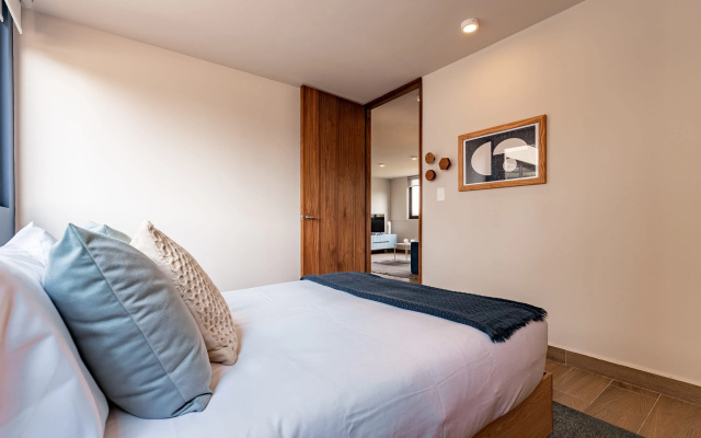 Casai Roma | 2BR | Vast Condo