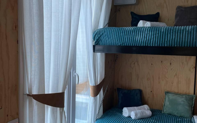 Lastochka Hotel