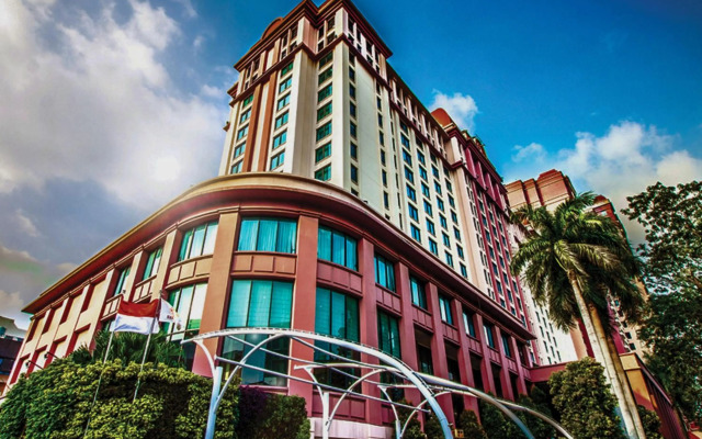 REDTOP Hotel & Convention Center