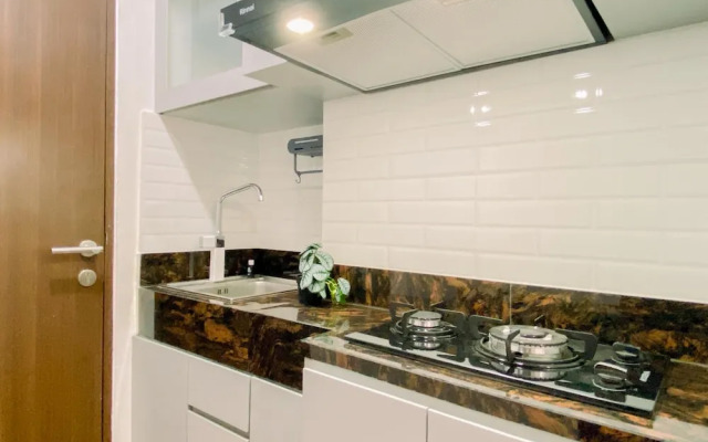 Cozy Studio Apartment At Transpark Cibubur