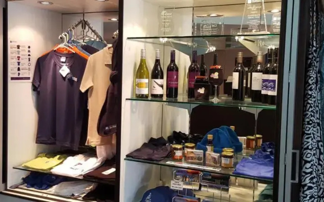 Ramada Resort Flynns Beach