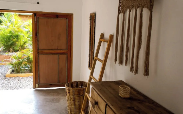 Melrose - Hidden Port