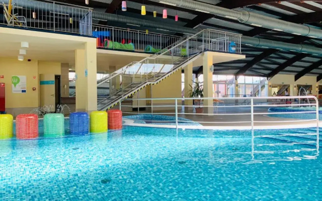 Aqua Camp Mobilhazak - Thermal Kemping Tiszakecske