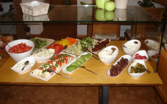 stuub jostal