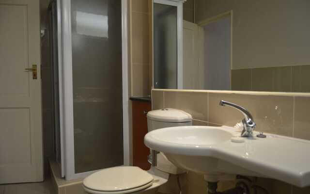 Lighthouse Mall Apartment