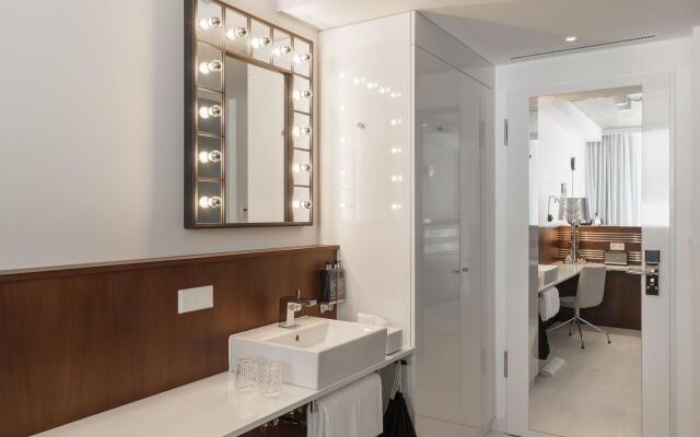 Ruby Ella Hotel Cologne