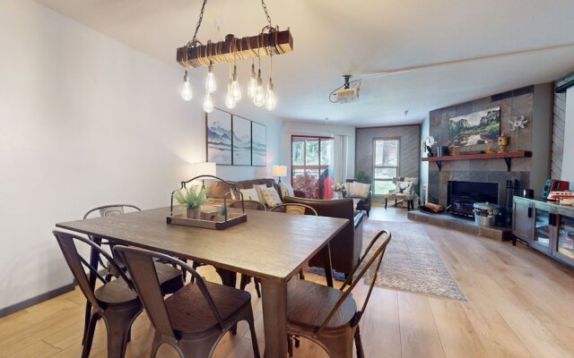 Aspen Creek #115 2 Bedroom Condo by RedAwning