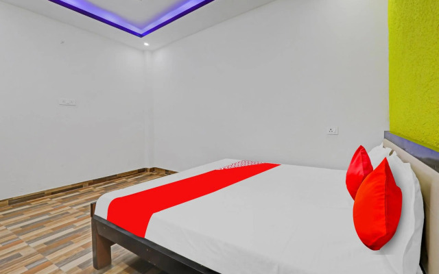 OYO Flagship 80465F R K Hotels