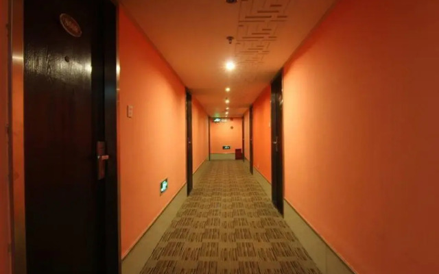 Motel 168 Shanghai Changping Road Metro Station Branch