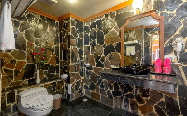 Chang Residence