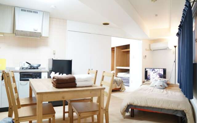 Metro Daikoku Apartment