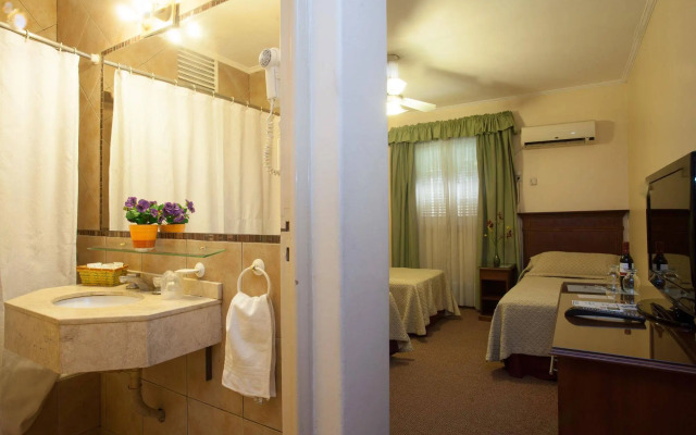 Ritz Hotel Mendoza