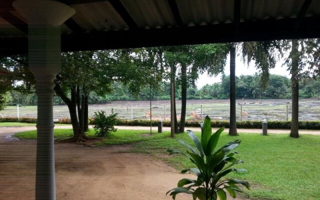 Triangle Holiday Inn