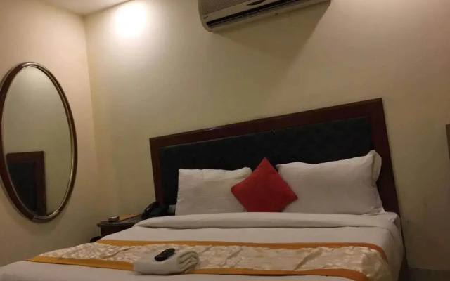 Oyo 88024 Hotel Namastey