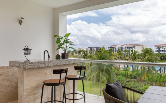 Casa El Secreto 2 Bedroom Condo by Redawning