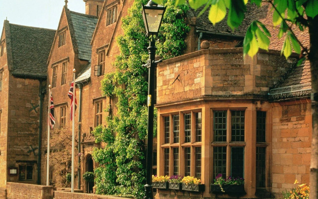 The Lygon Arms - an Iconic Luxury Hotel