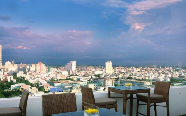 Royal Family Hotel Da Nang
