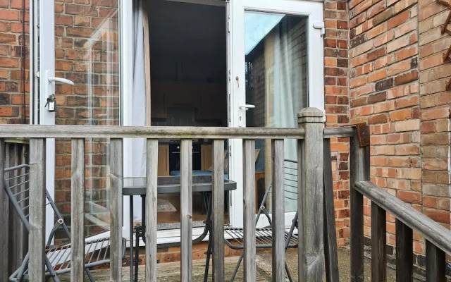 Cozy Nottingham Apartment With Perfect Location