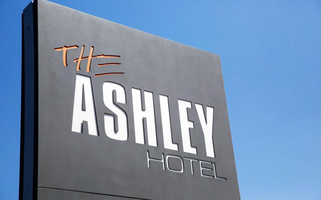 Nightcap at Ashley Hotel