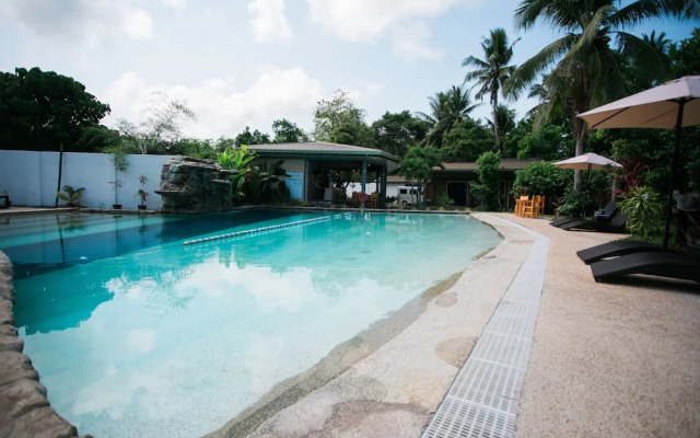Hidden Lagoon Resort