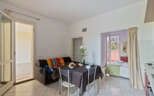Apartment With Pool in Lido Delle Nazioni