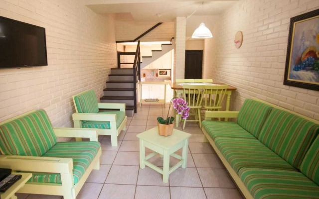 Tropical Hotel Residência / Rafael Almeida Imóveis