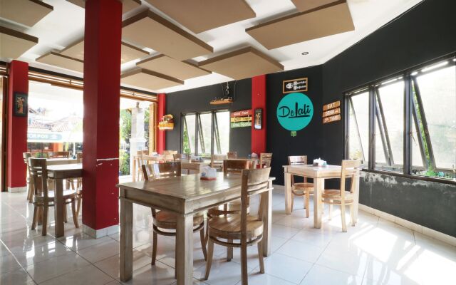 Delali Guest House