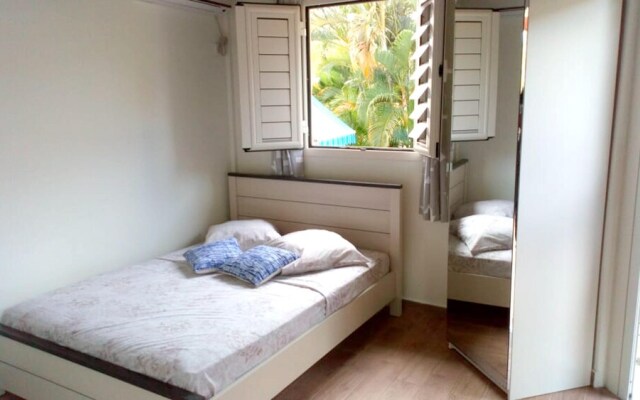 Bungalow With in Le Gosier With Pool Access Enclosed Gar