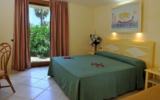 Eden Village Argonauti