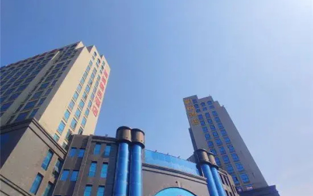 Yafeng Hotel (Xinyang Libao Square Wanxiangcheng Branch)