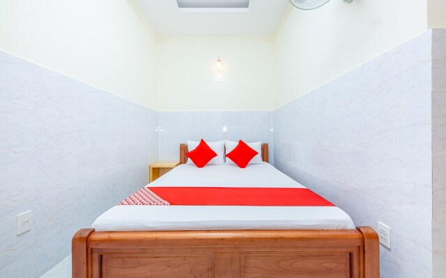 Son Lam Hotel by OYO Rooms