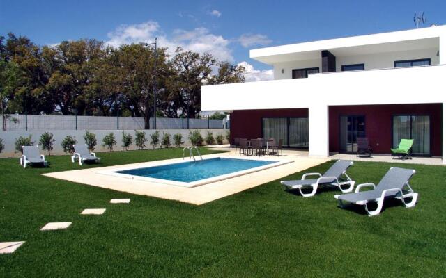 Villas Novochoro - Large Garden- Heatable Pool