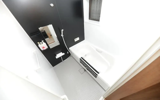 Kanade House part 1 (185-1)