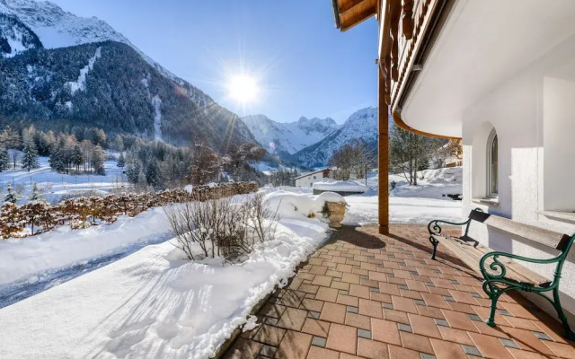 Haus Alvier - 3-zimmer Fewo Rothorn mit Terrasse