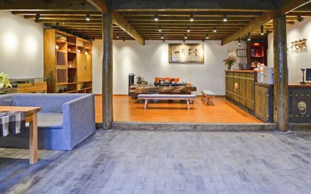 Floral Hotel · Yi Xing Lijiang