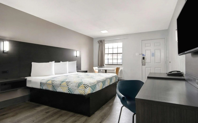 Motel 6 San Antonio, TX - Northwest Medical Center