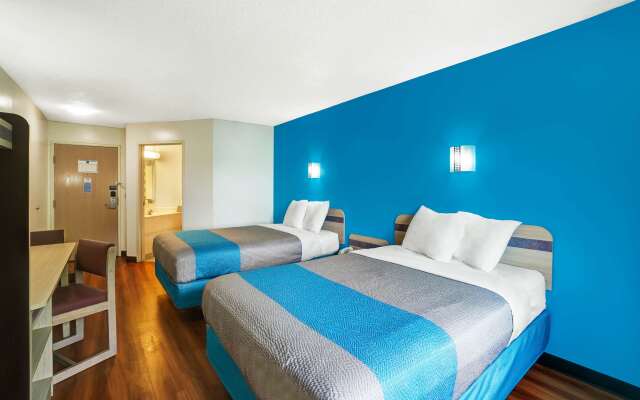 Motel 6 Gordonville PA - Lancaster PA