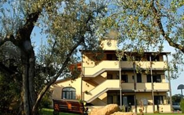 Carlo's Hotel