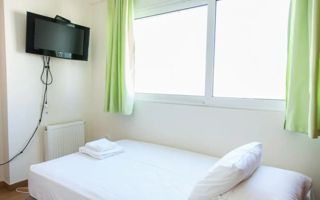 Great apt with amazing view in Koukaki