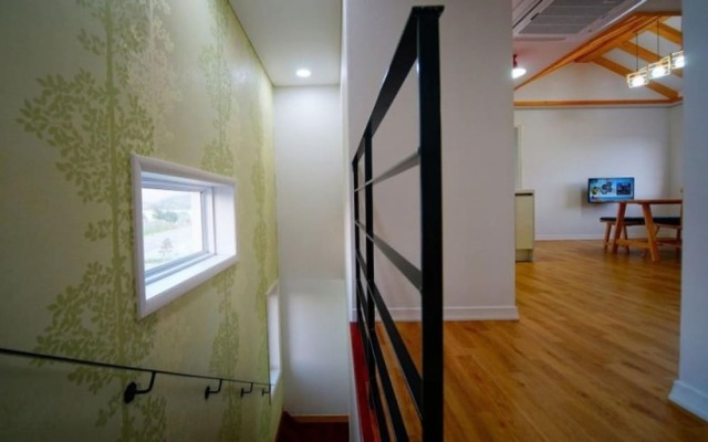 Jeonju Hosumaeul Dusilleene Pension