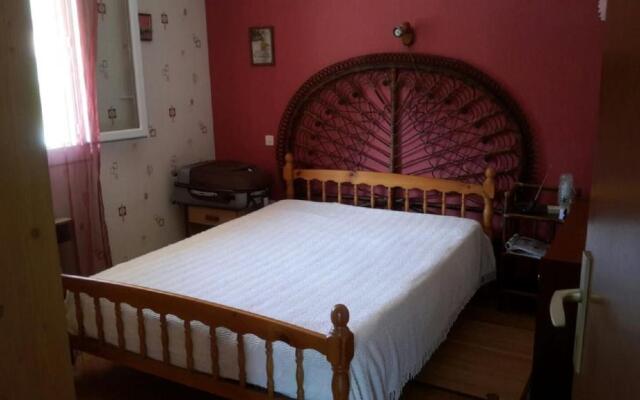 Aux pieds des montagnes