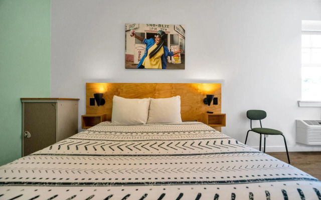 The Quisby Hotel